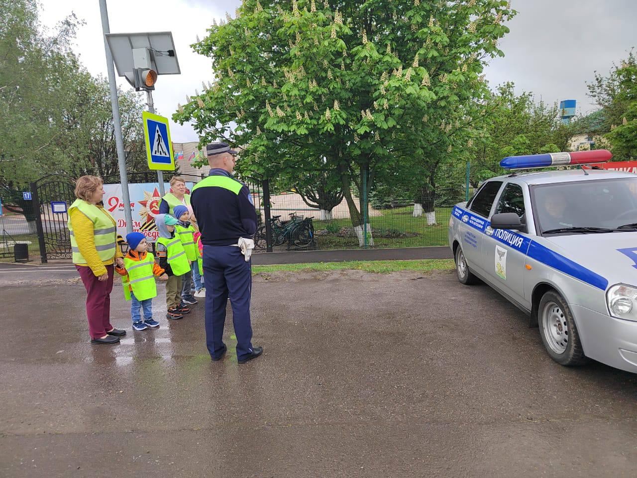 Акция «После смены – к детям».