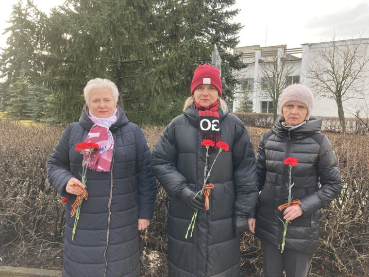 Сегодня, 19 января, представители Алексеевской ТИК приняли участие в мероприятиях, посвященных 80-й годовщине освобождения Алексеевки  от немецко-фашистких захватчиков.