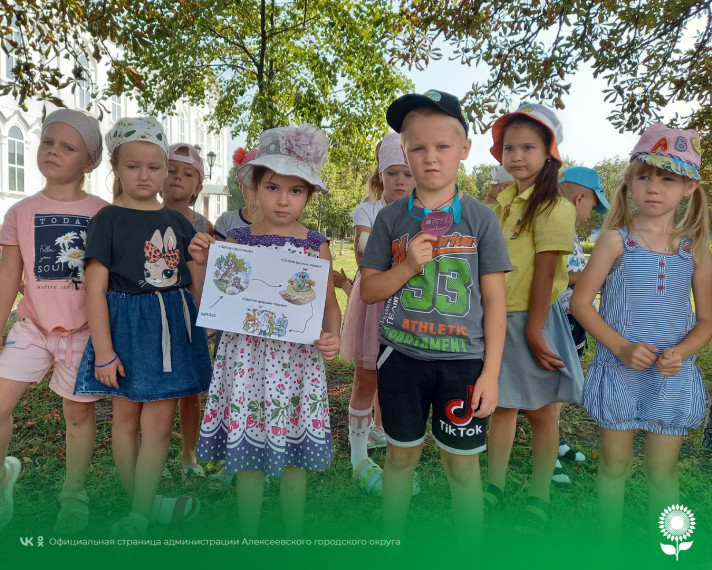 В городской детской модельной библиотеке №3 состоялись литературные странствия «Лето в книжной компании». В городской детской модельной библиотеке №3 состоялись литературные странствия «Лето в книжной компании».