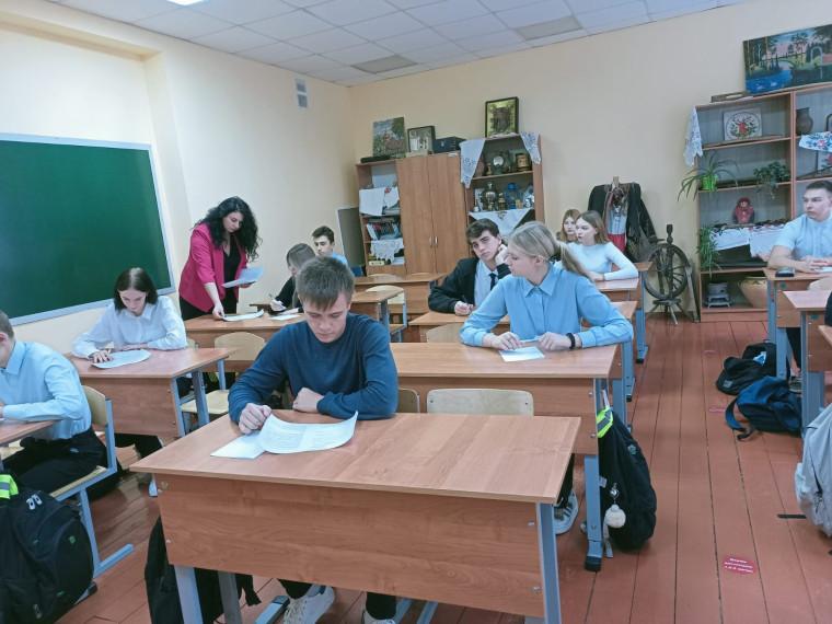 В Алексеевских школах проходит первый этап олимпиады «Софиум». В Алексеевских школах проходит первый этап олимпиады «Софиум».