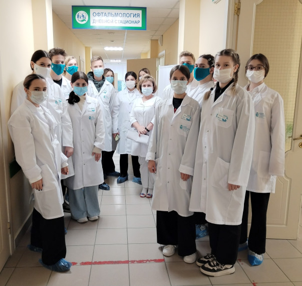 27 декабря 2023 года в рамках проекта губернатора «Медицинские классы Белгородской области» для обучающихся 10м МБОУ «СОШ №3» и 10б МБОУ «СОШ №7» было проведено практическое занятие на базе офтальмологического отделения ОГБУЗ «Алексеевская ЦРБ». 27 декабря 2023 года в рамках проекта губернатора «Медицинские классы Белгородской области» для обучающихся 10м МБОУ «СОШ №3» и 10б МБОУ «СОШ №7» было проведено практическое занятие на базе офтальмологического отделения ОГБУЗ «Алексеевская ЦРБ».