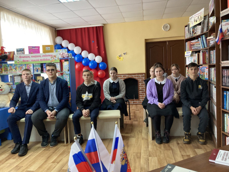 16 ноября в селе Мухоудеровка состоялось заседание клуба молодого избирателя «Я выбираю!».