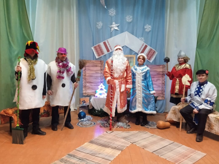 В Центре культурного развития села Матрено-Гезово прошли деревенские посиделки «Свет Рождественской звезды».