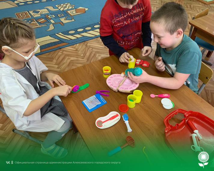 В рамках Международного дня стоматолога в детских садах Алексеевского городского округа прошел день здоровых зубов.