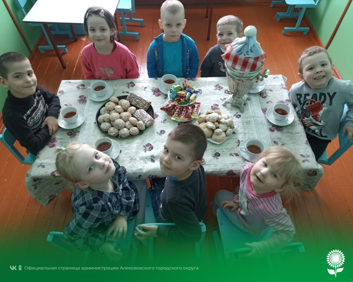 В детских садах Алексеевского городского округа прошли мероприятия, посвященные вкусному и необычному лакомству – прянику.