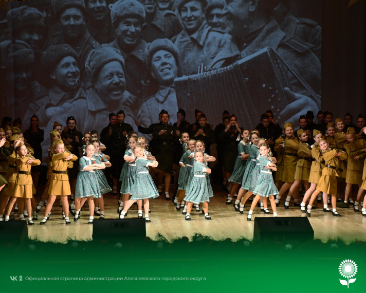В Центре культурного развития «Солнечный» состоялся праздничный концерт «Салют, Великая Победа!», посвященный 78-ой годовщине Победы в Великой Отечественной войне.
