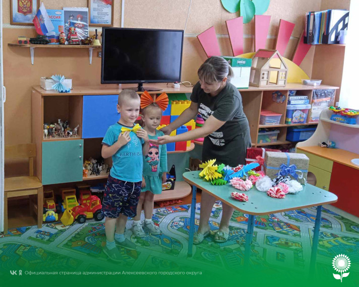 В детских садах Алексеевского городского округа прошел необычный день – День бантиков.