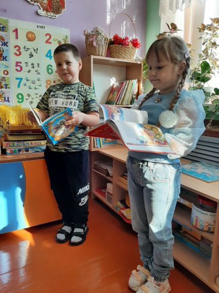 В детских садах Алексеевского городского округа прошел праздник посвященный литературе и книге.
