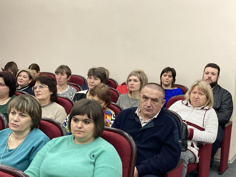 27 января  участники  ИнформУИК  приступили к обучению на платформе TeachBase.