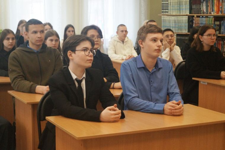 В Алексеевских библиотеках проходят мероприятия, посвящённые дню молодого избирателя.