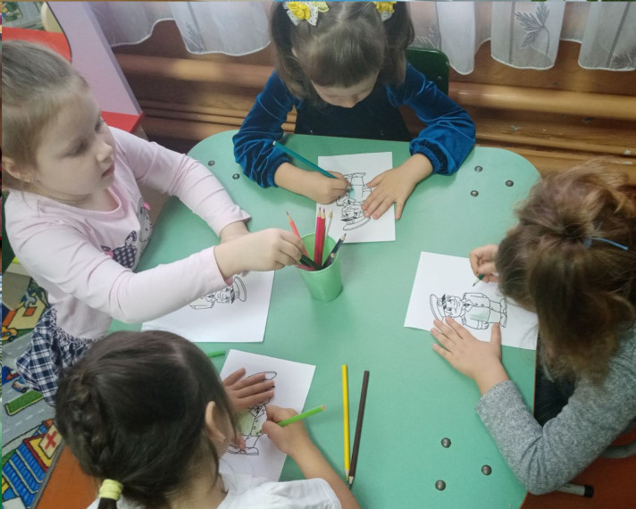 В детских садах Алексеевского городского округа отметили День таможенника.